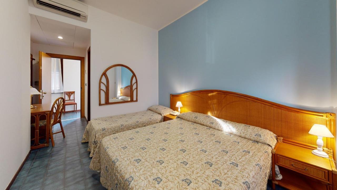 Hotel Zunino Spotorno Exterior photo